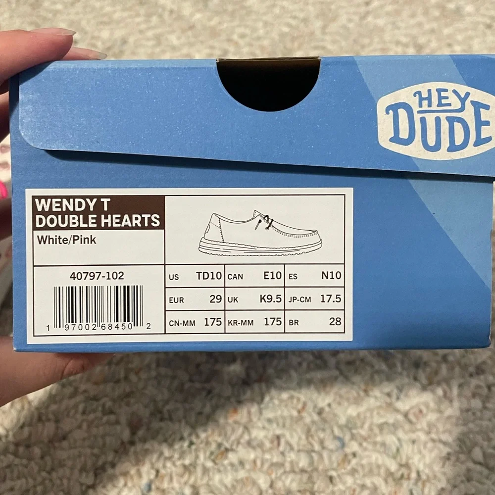 Hey Dude Heart Pattern - Pink and Cream